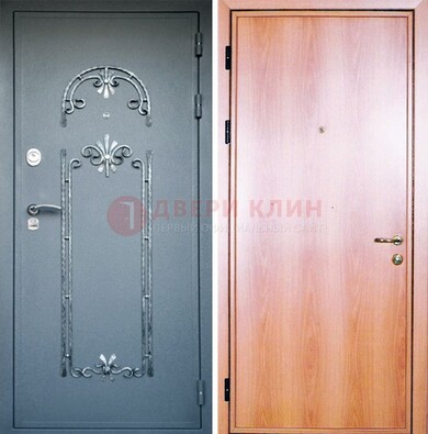 Железная дверь с ковкой ламинат внутри ДК-11 в квартиру в Королеве