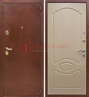 Коричневая металлическая дверь с порошковым окрасом ДП-76 в Выборге