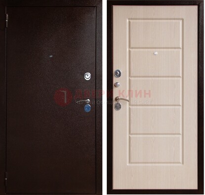 Коричневая металлическая дверь с порошковым окрасом ДП-92 в Королеве
