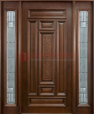 Парадная дверь с резьбой ДПР-70 в кирпичный дом в Королеве