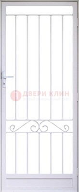Белая стальная решетчатая дверь с волютами ДР-30 в Калуге