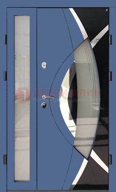 Синяя металлическая дверь со стеклом и узором ДС-13 в Королеве