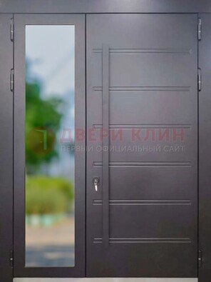 Чёрная двухстворчатая металлическая дверь со стеклом ДС-60 в Королеве