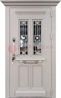 Белая уличная дверь со стеклом и ковкой ДСК-206 в Королеве