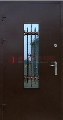 Надежная металлическая дверь со стеклом и ковкой ДСК-47 в Краснознаменске