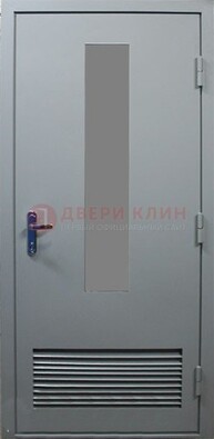 Серая металлическая техническая дверь с декоративной вставкой ДТ-14 в Саратове