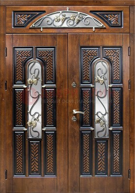 Входная двухстворчатая дверь с виноритом и ковкой ДВТ-183 в Королеве