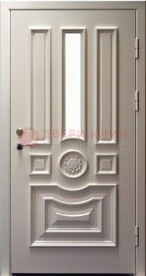 Белая уличная дверь с виноритом и стеклом ДВТ-201 в Королеве