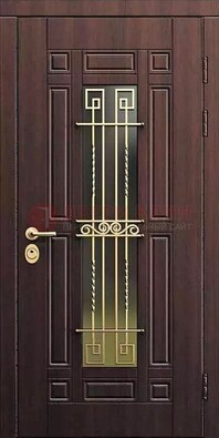 Уличная коричневая дверь с виноритом и панелью Тисненый орех ДВТ-95 в Королеве