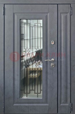 Серая стальная дверь Винорит со стеклом и ковкой ПЛ-29 в Павловском Посаде